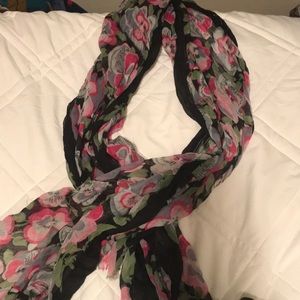 NWOT Floral Scarf